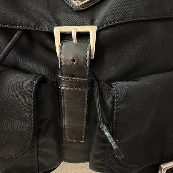 ❌sold❌ Prada nylon backpack - Large - Picture 4 of 15